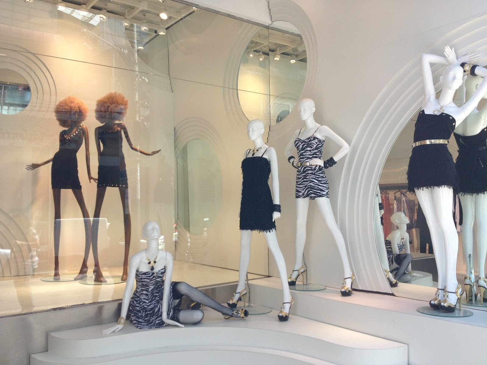 A moda ao seu modo O CAÇADOR DE MANECAS