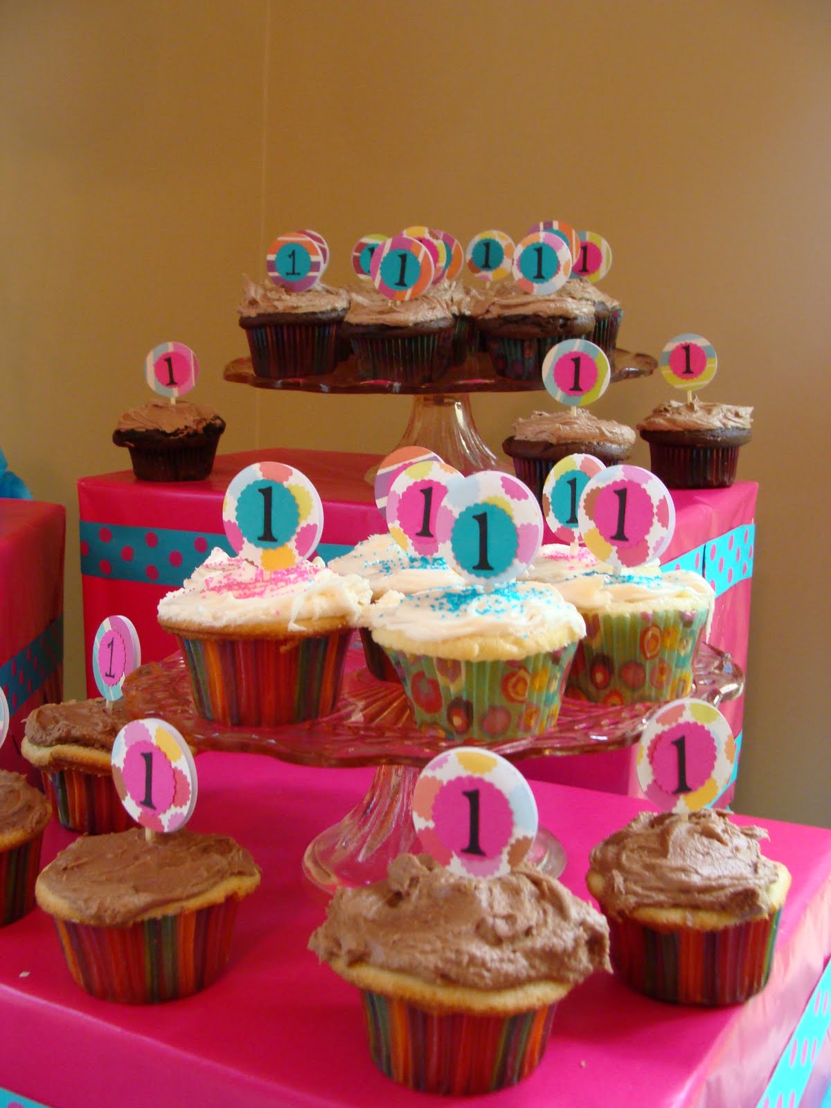 The Reno Family 1st Birthday Cupcake Party