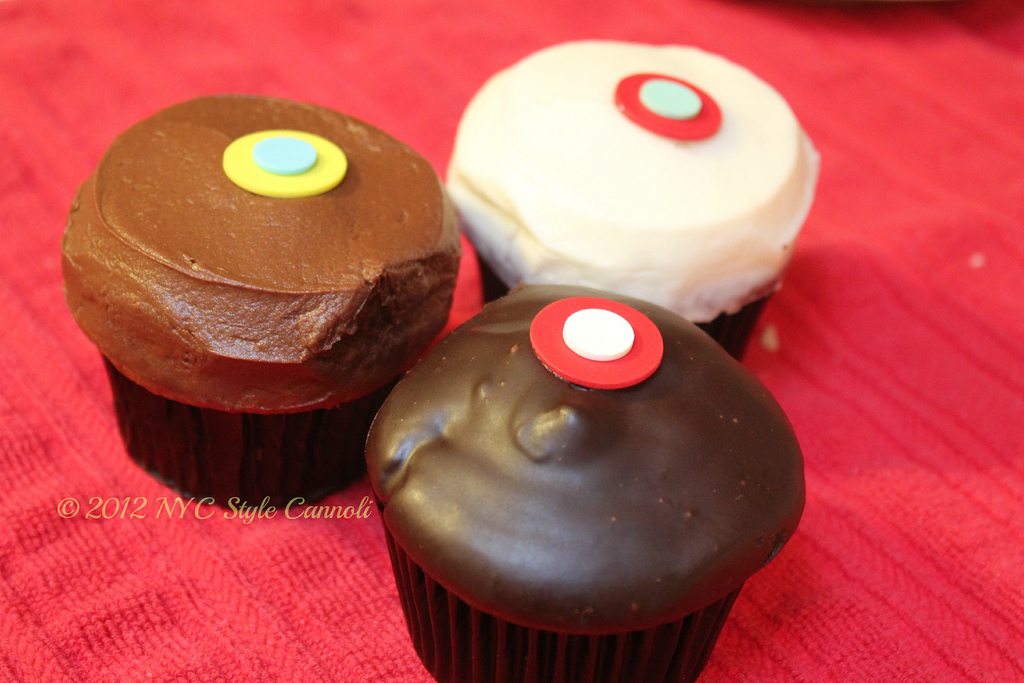 Sprinkles Cupcakes in New York City NYC, Style & a little Cannoli