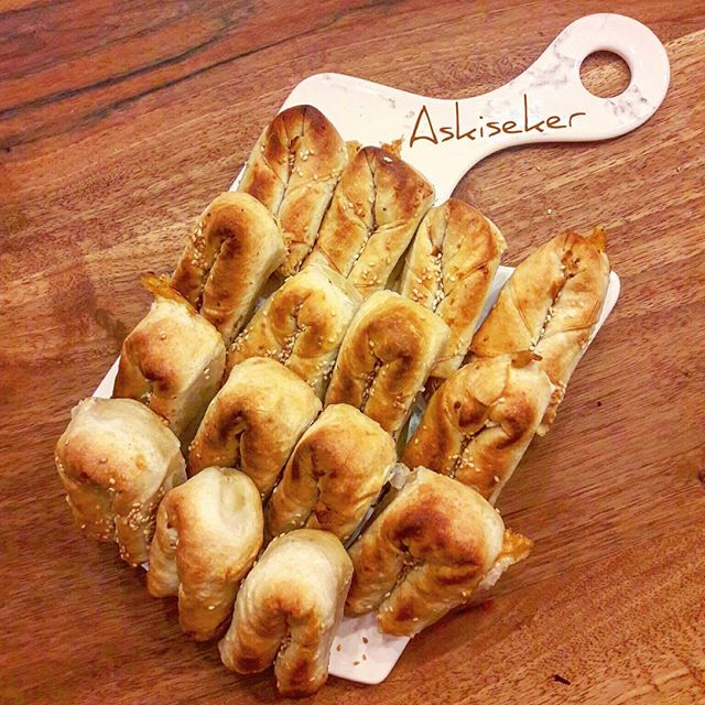 YUFKADAN KOLAY BÖREK / Belgin Binici Tarifleri