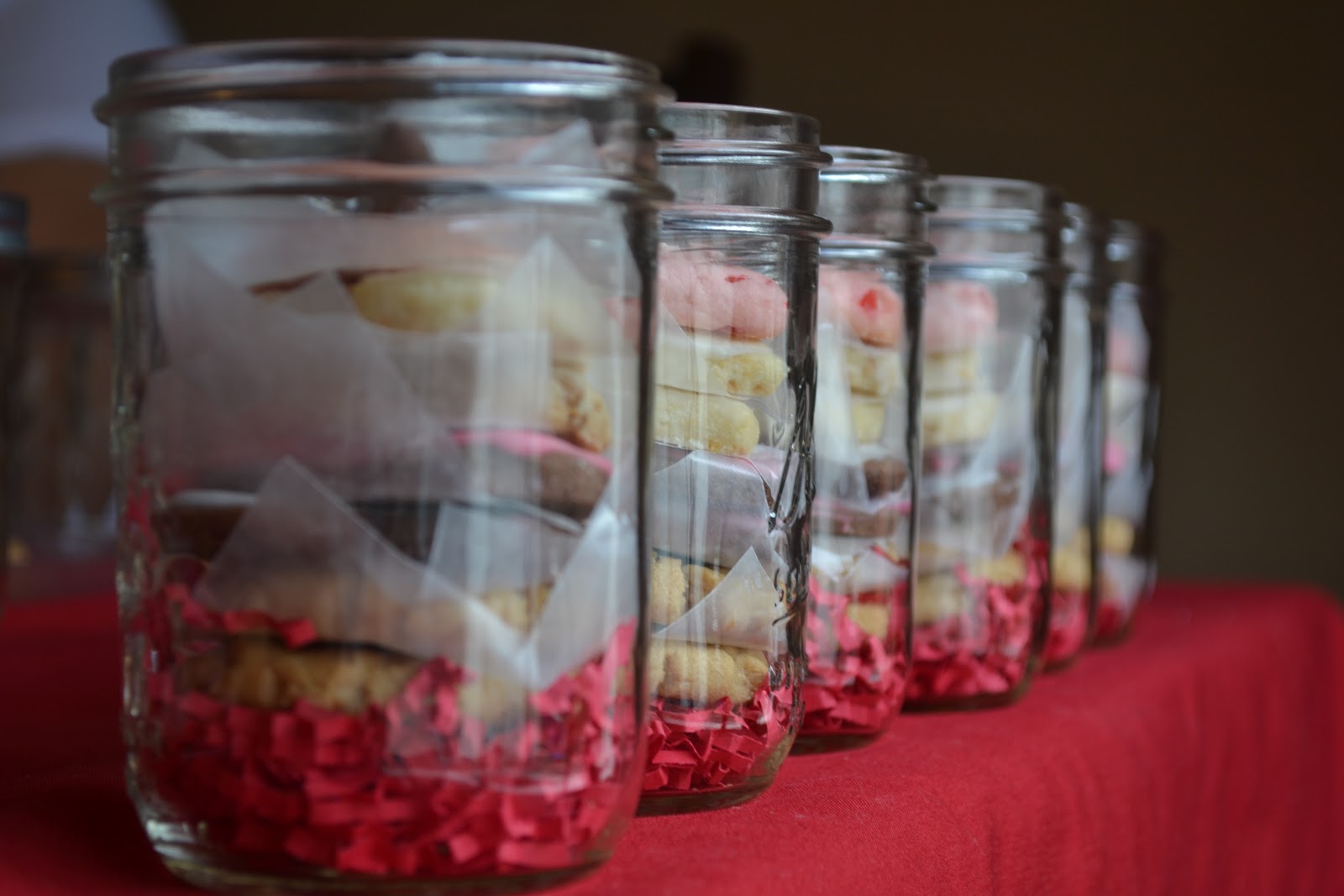 Live... Bake... Love... Valentine's Day Cookies & LBL Apron Give Away