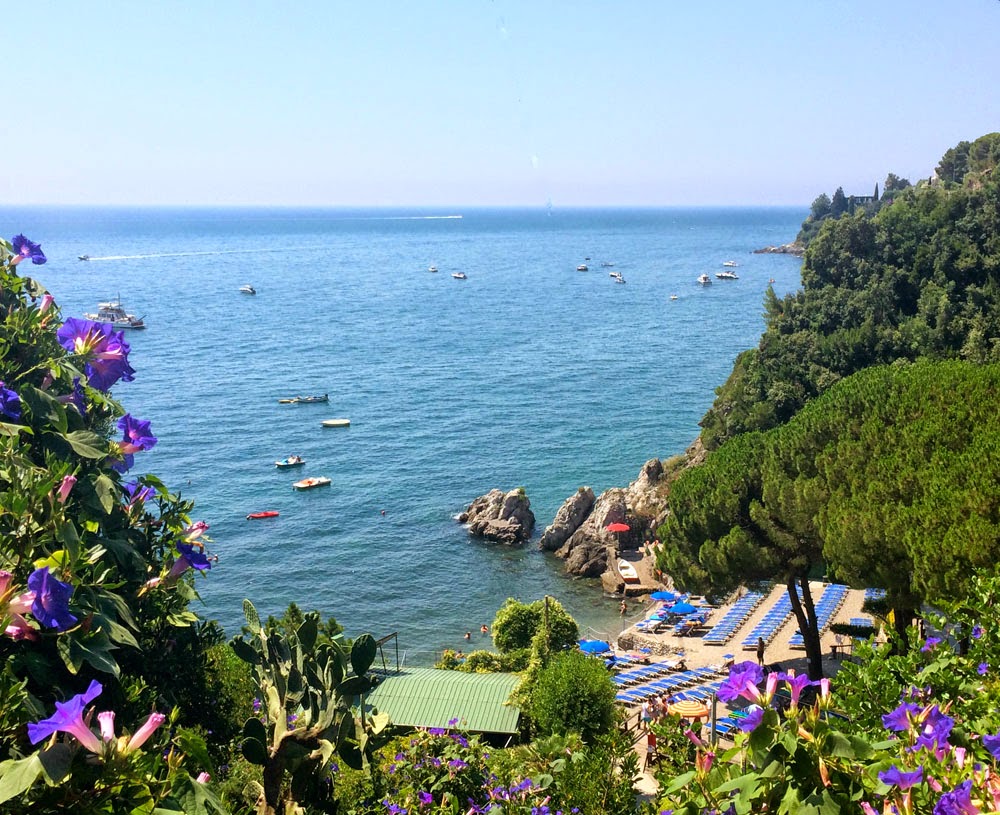 Beach_beaches_Amalfi_Coast_Marina_Albori_Italy_sea_run_running