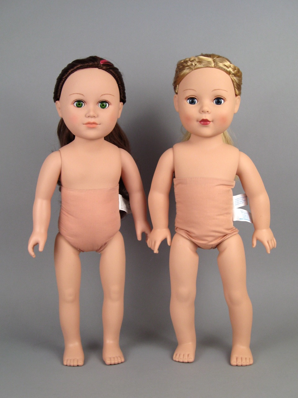 What is the difference between the Newberry dolls and the American Girl dolls?