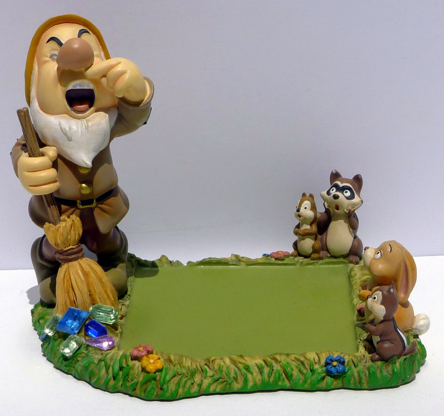 Filmic Light Snow White Archive Seven Dwarfs Desk Accessories Set