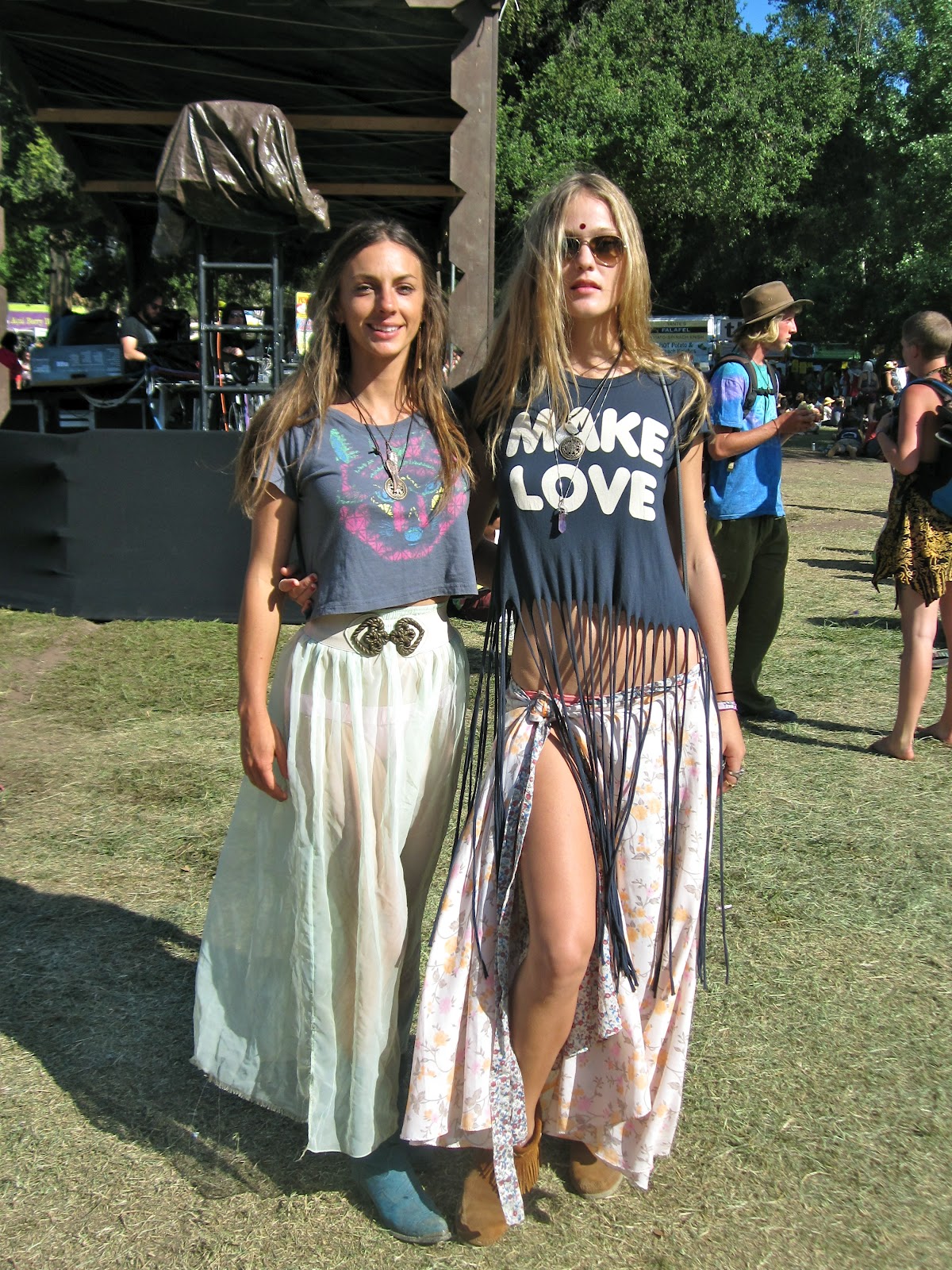 Mon Amie Fashion Lightning in a Bottle