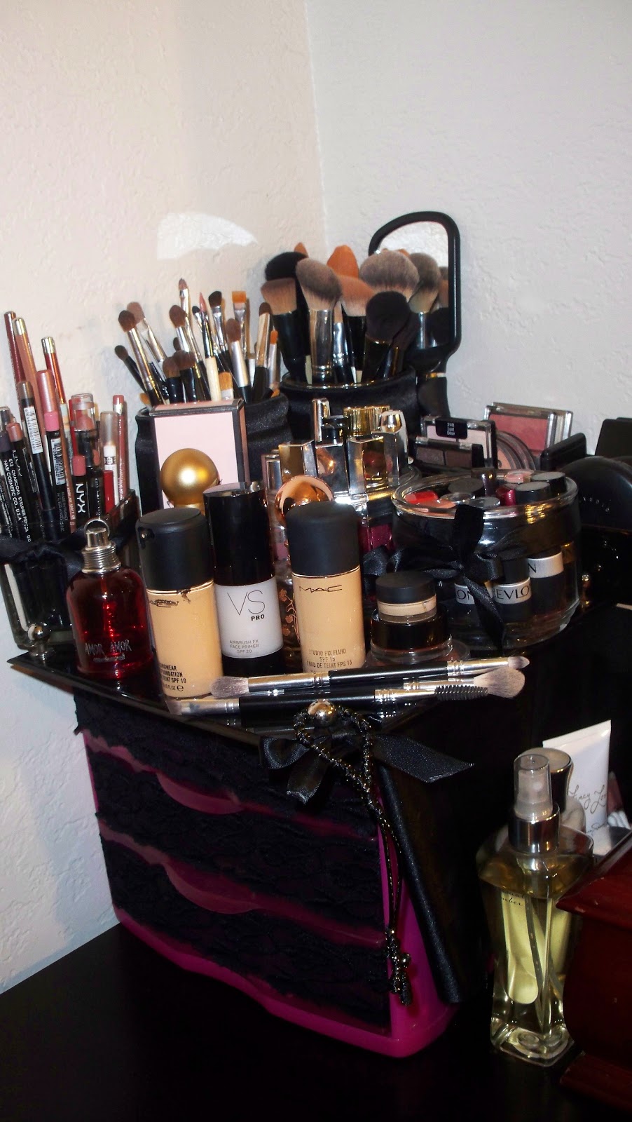The Mommy Beauty Organize and Display Your Makeup! And a little more...
