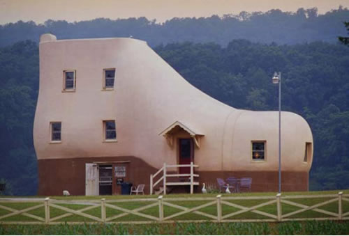 shoe-house-hellam-pennsylvania.jpg
