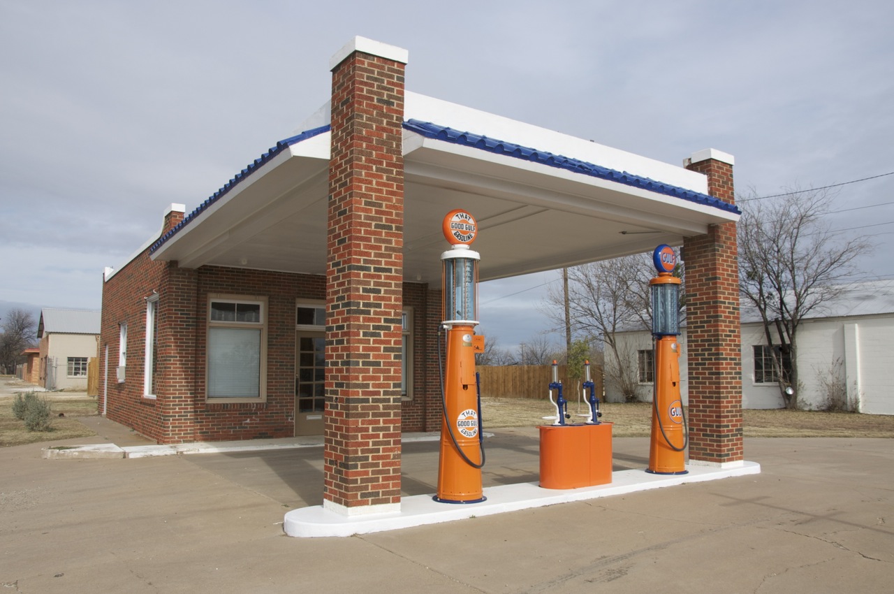 Suzassippi's Lottabusha County Chronicles Back to Texas and 50s