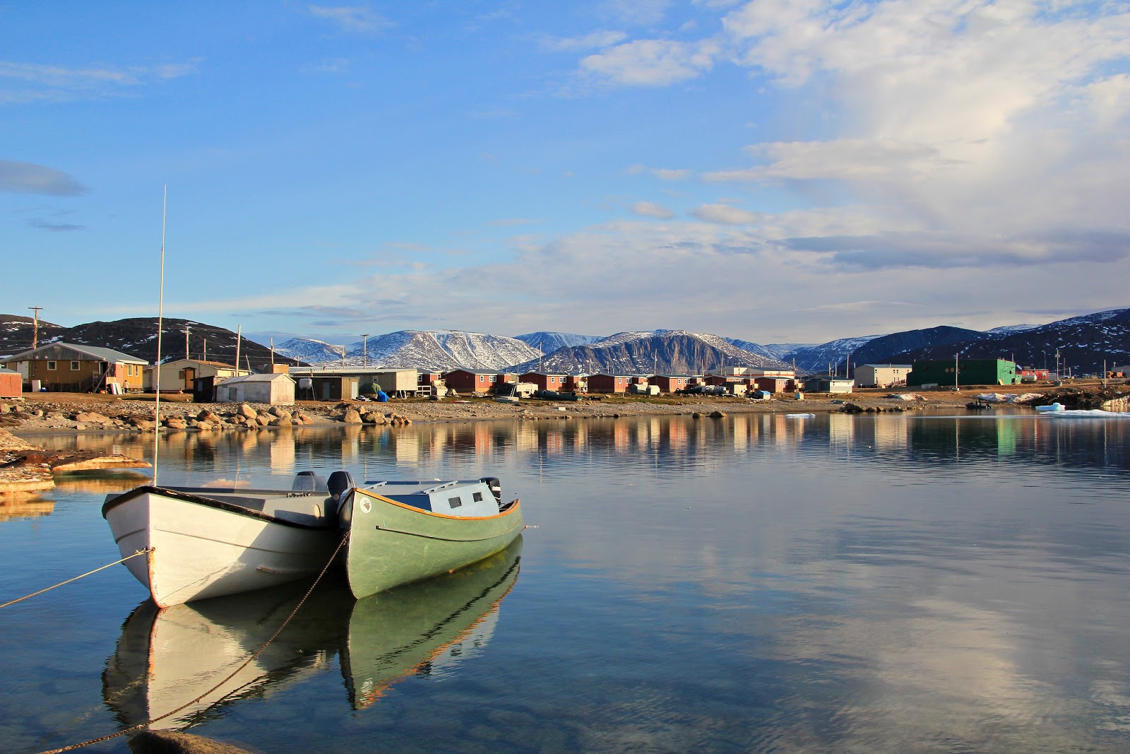 Ultima Thule Qikiqtarjuaq, Broughton Island, door to the Auyuittuq Park