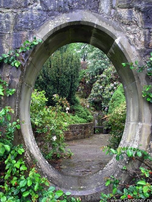 Multiverse Tales Stone Portals