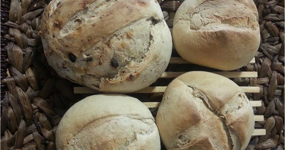 La Lengua de la Mariposa: RECETA DE PAN CASERO