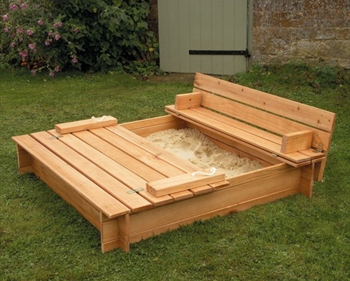 Pallet Sand Box