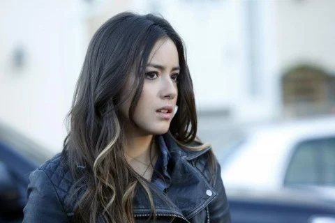 SKYE (CHLOE BENNETT)