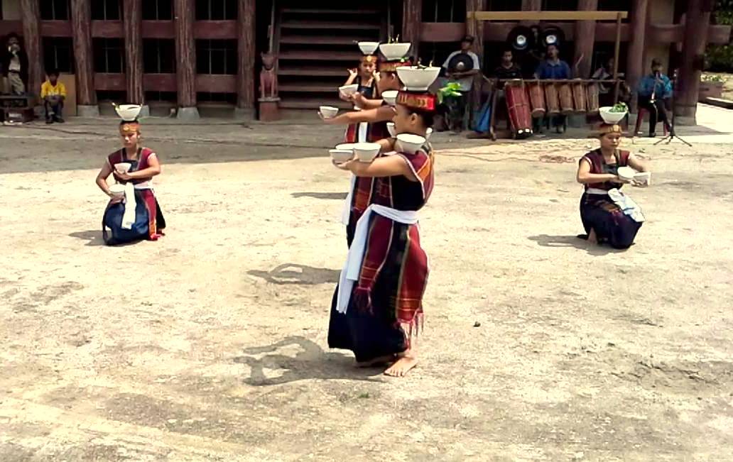 Tari Tor Tor Sipitu Cawan Tarian Tradisional Dari Sumatera Utara Negeriku Indonesia