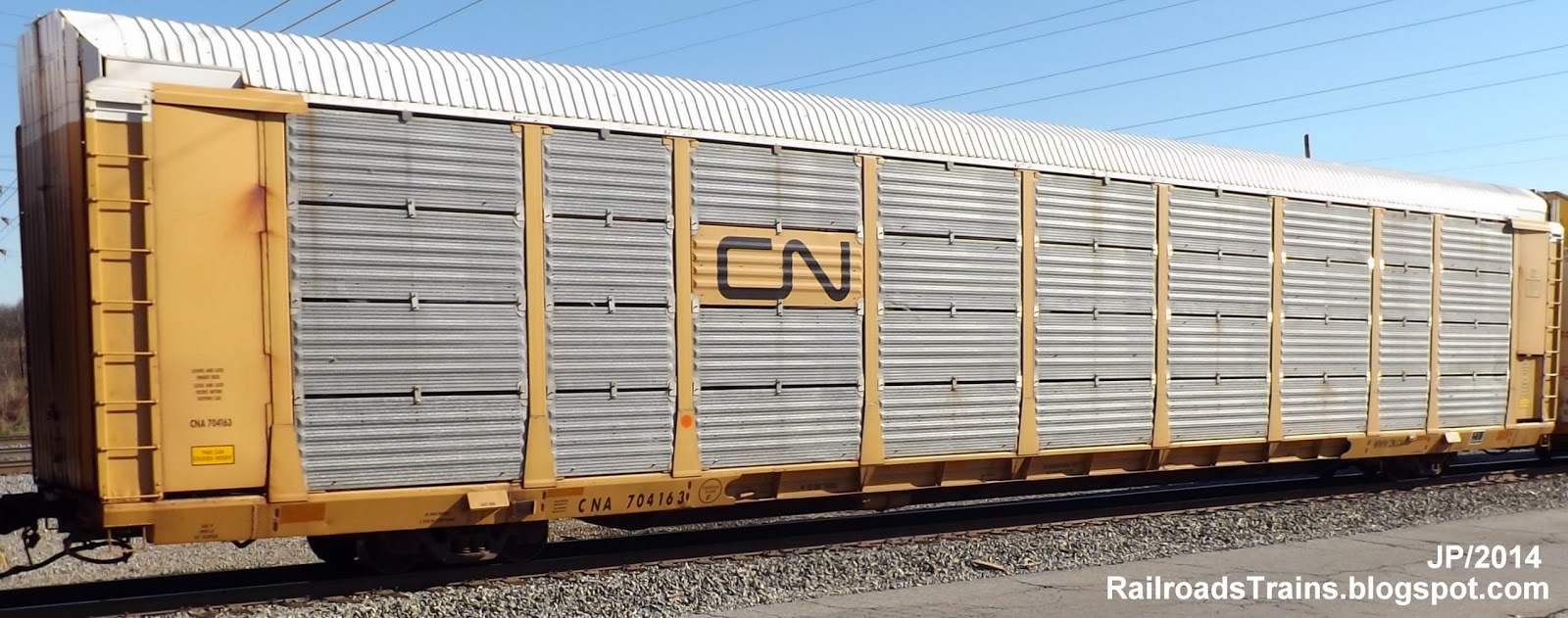 RAILROAD Freight Train Engine EMD GE Boxcar BNSF,CSX,FEC