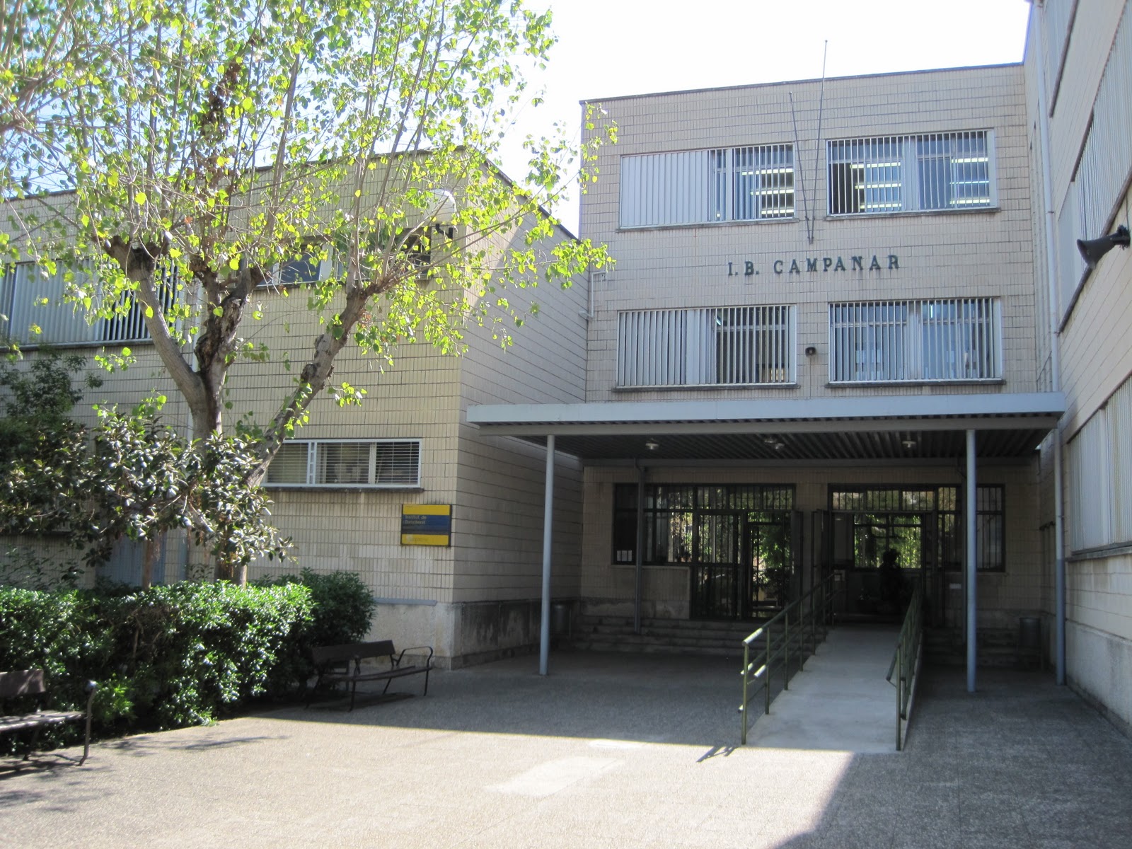 Intercambio IES CAMPANARSKÖVDE THE SCHOOL IN VALENCIA, SPAIN / EL
