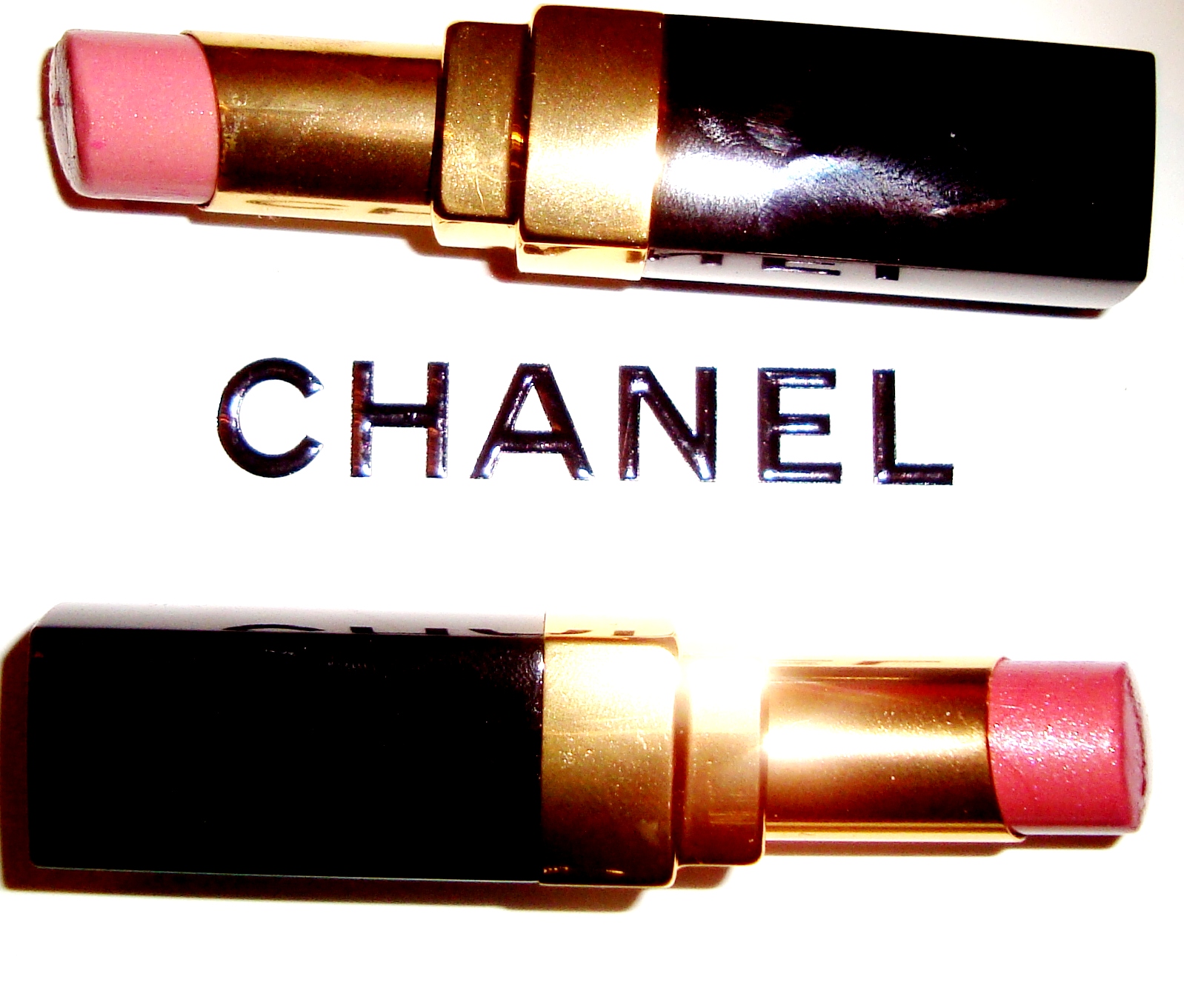 Chanel Rouge Coco Bloom Hydrating Plumping Intense Shine Lip Colour - Season