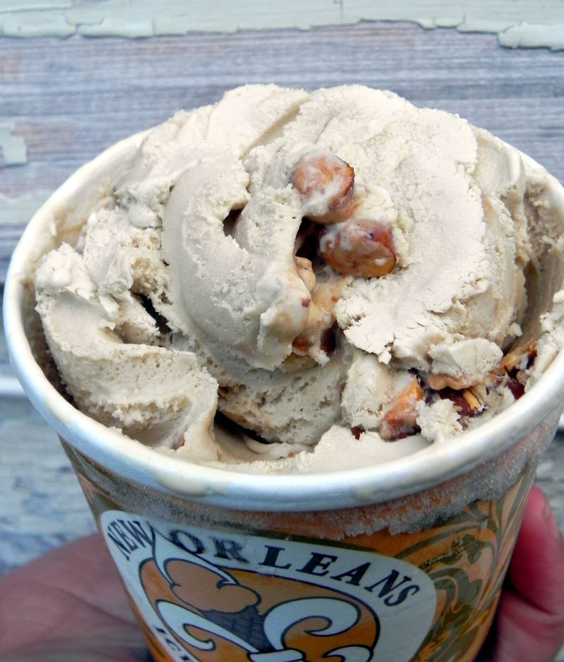 suck the heads Screaming for New Orleans Ice Cream Praline Crunch
