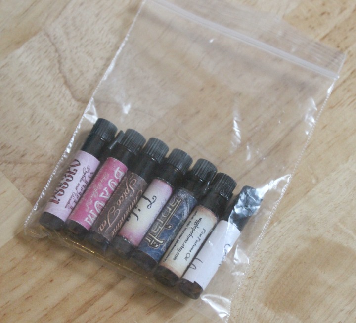 Indie Friday: How I store my perfume samples  Hello Pretty Bird! - A  beauty and not-so-glamorous lifestyle blog