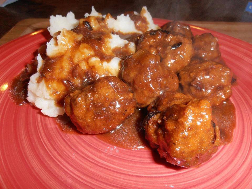 Meatballs with Caramelized Onion Gravy good recipes