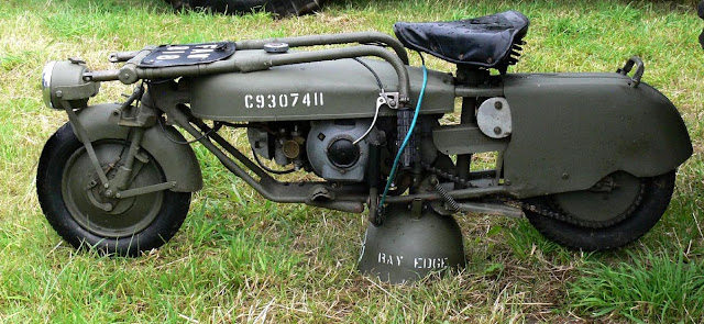 Brockhouse+Corgi+WW2+camp+scooter.jpg