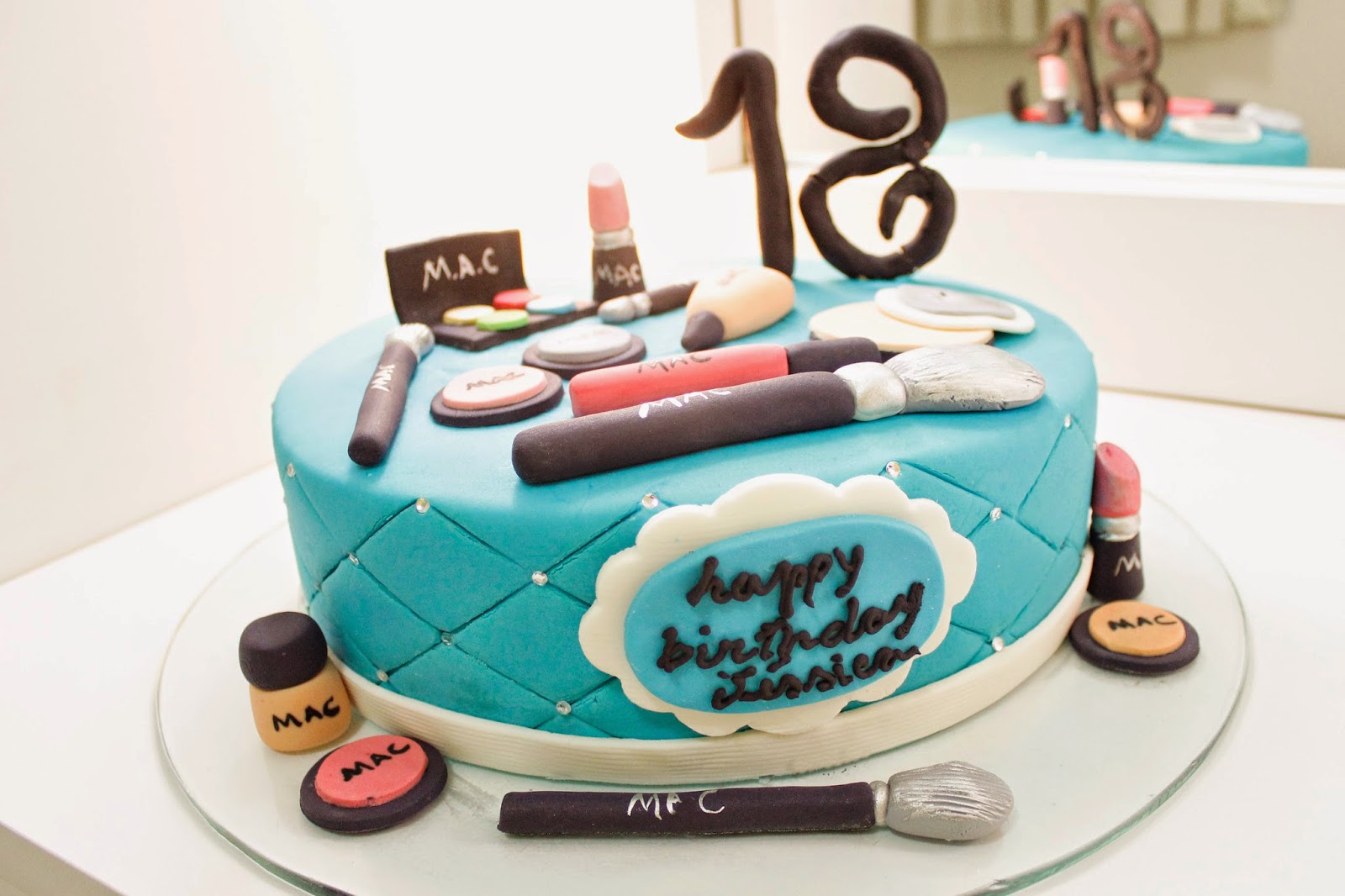 9 ideias de Festa maquiagem  festa tema maquiagem, bolos de maquiagem,  aniversario