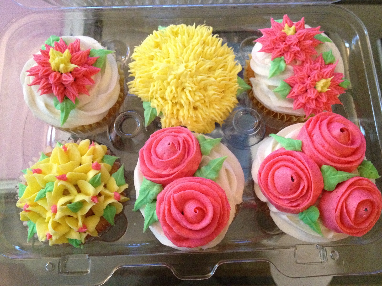 Little Ms. Piggys: Class: Cake Decorating Basics (Class #3)
