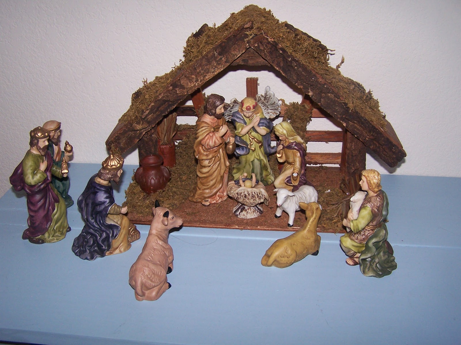 Our Little Pebbles Nativity Scenes...