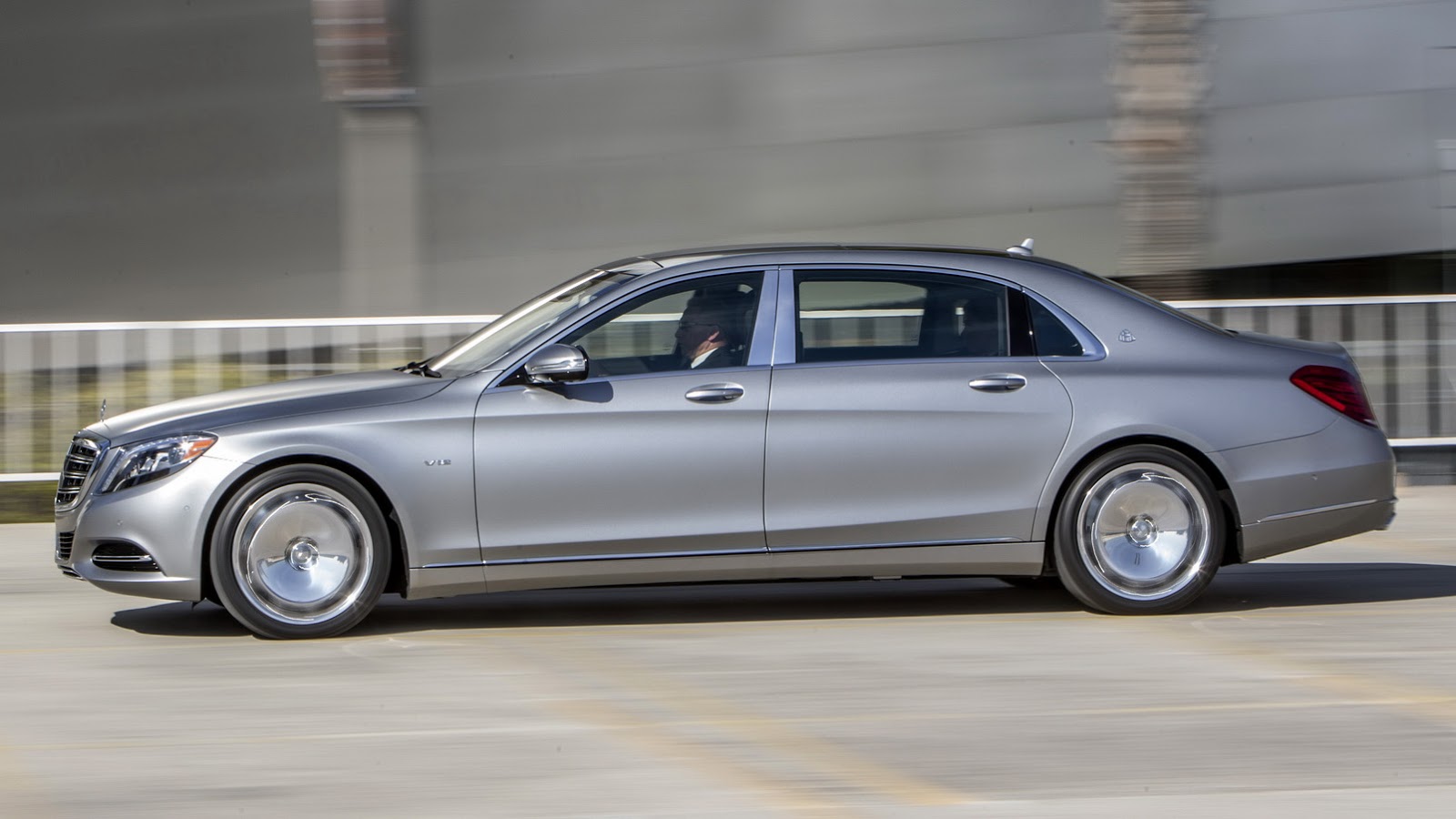 Get to Know the 2016 Mercedes-Maybach S600 in 57 New ...