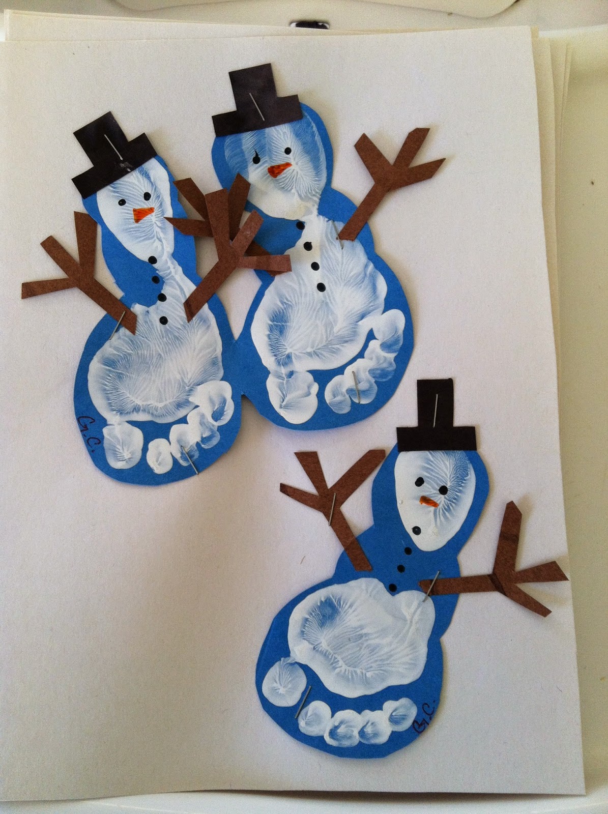 My Mum, the Teacher: 24 Christmas craft activities for young children