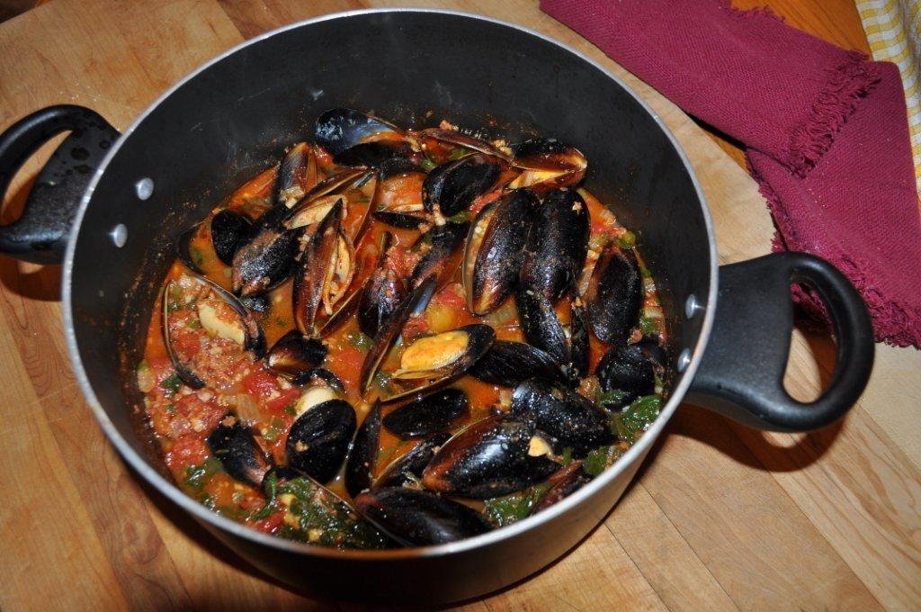 The Friday Friends Beer Steamed Mussels with Chorizo (and my first