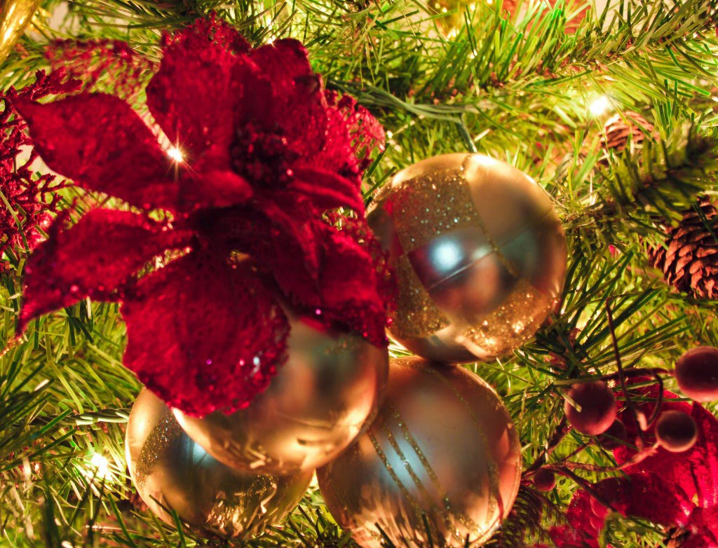 free christmas desktop wallpaper free christmas desktop wallpaper