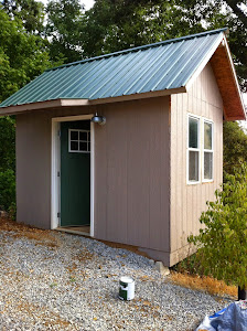 The cabin before we painted!