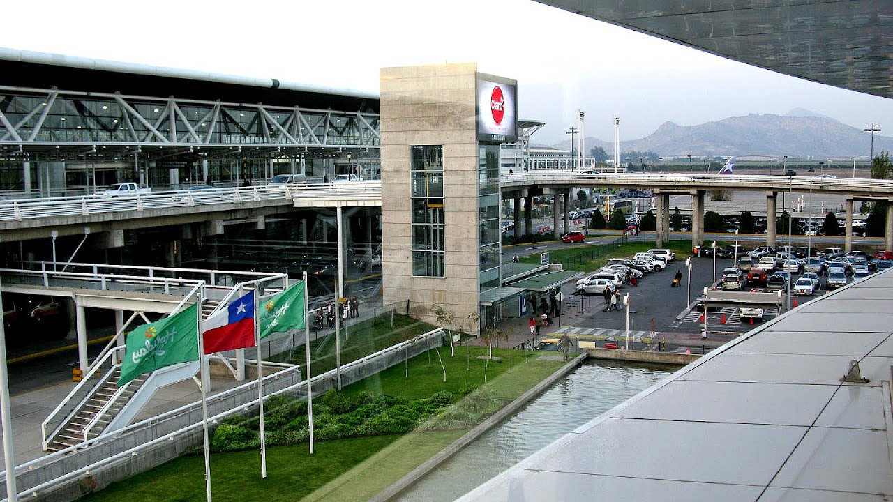 Comodoro Arturo Merino Benítez International Airport Trip to Airport