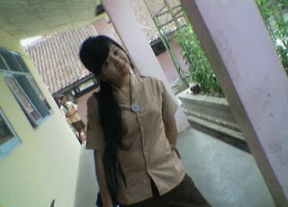 Cewek SMA Tercantik  - http://sigithermawan12.blogspot.com/