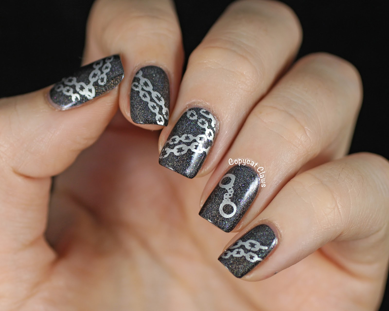 Handcuff Nail Art for a Fun and Edgy Look - wide 5