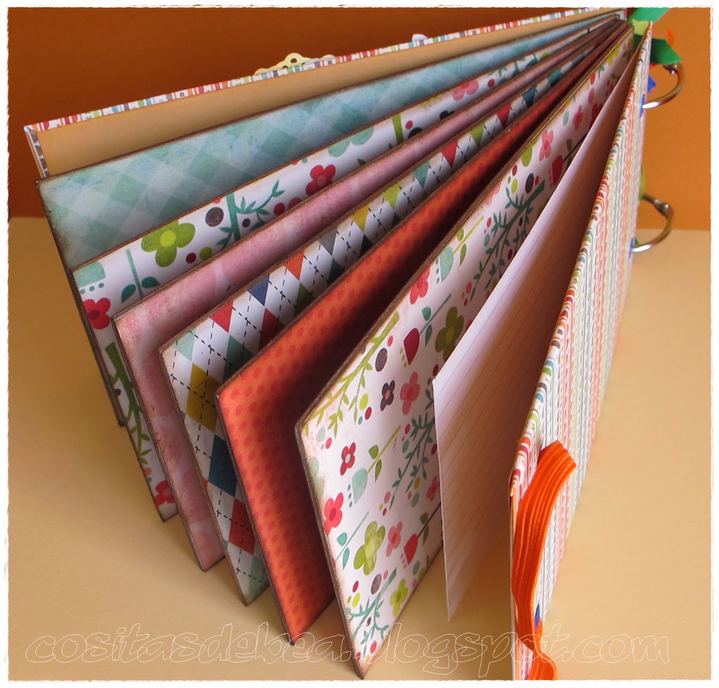 LA Kutxa depapel: "ARCHIVADOR DE TROQUELES"