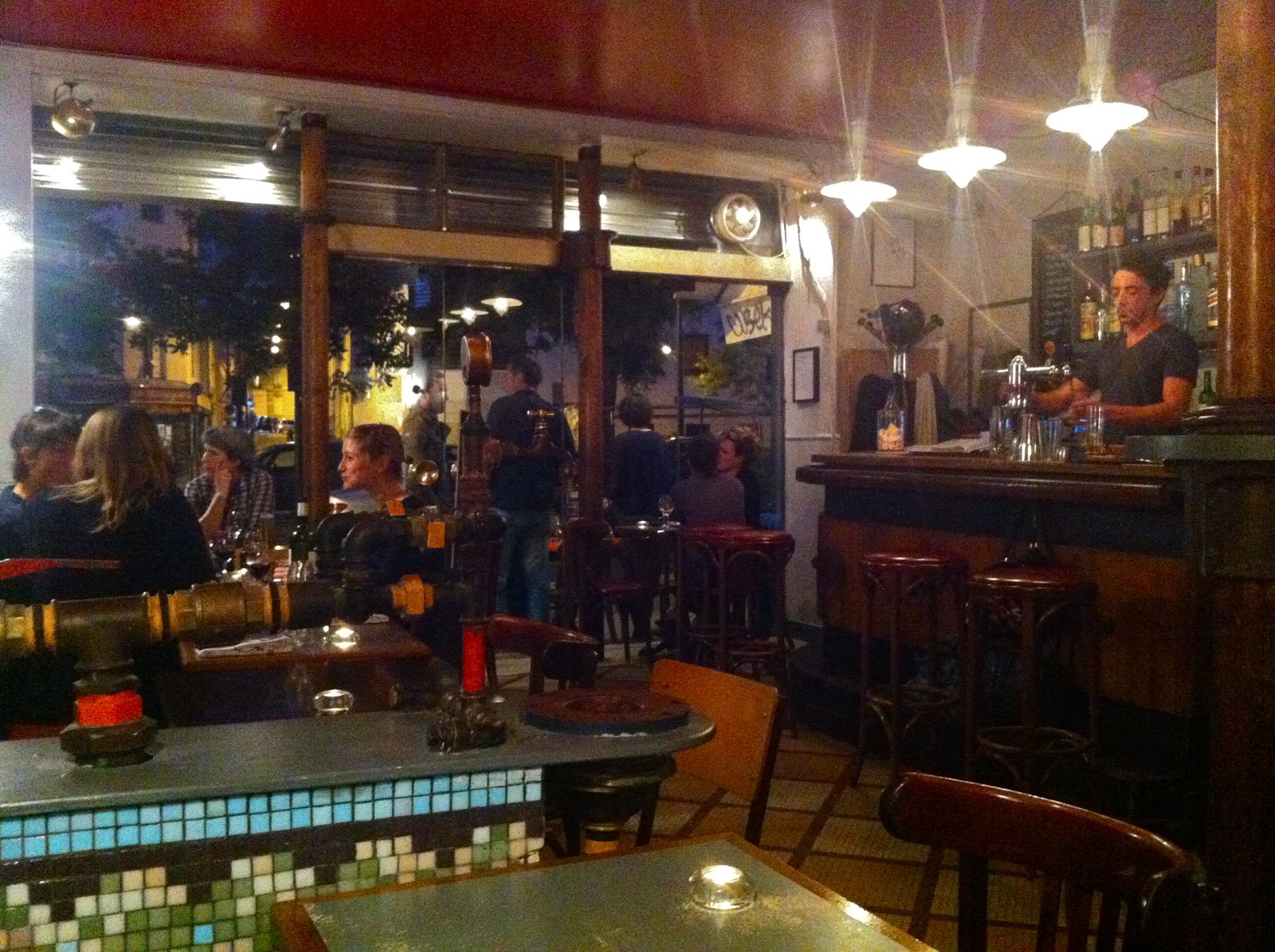 not drinking poison in paris quiller les quilles, 75011