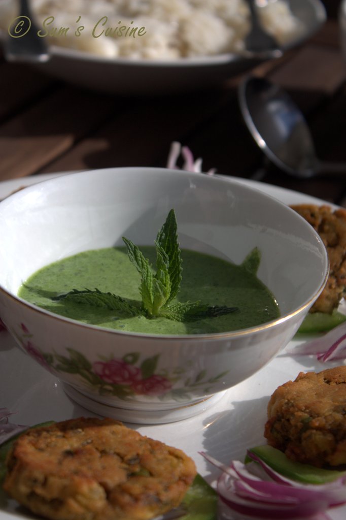 Sum's Cuisine Baked Aloo Tikki with Green Chutney
