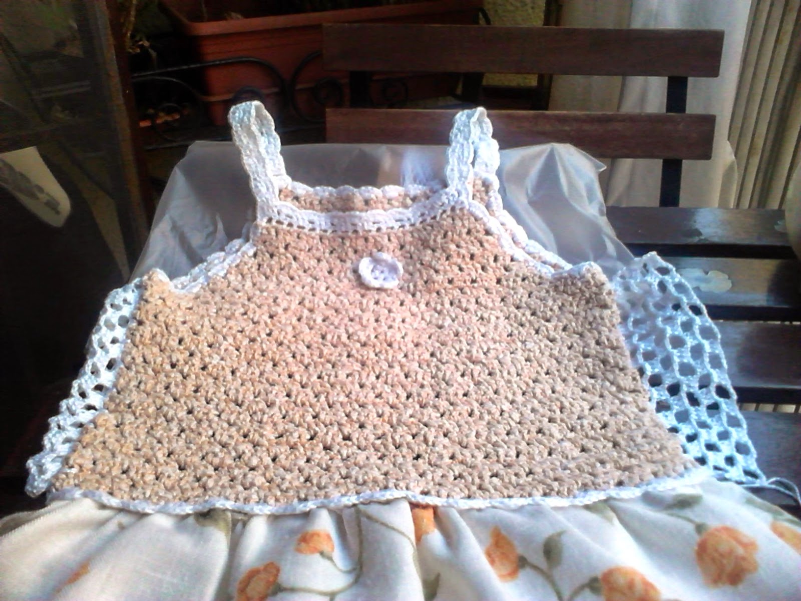 Con i gomitoli di tommy...: vestito estivo con top all'uncinetto Mattonelle pizzo uncinetto