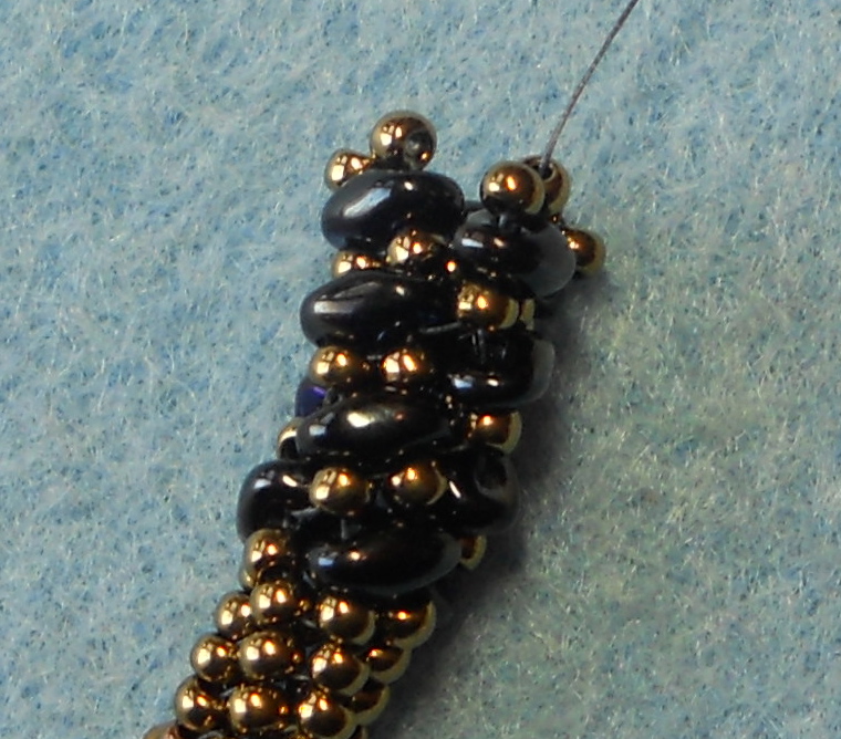 NEDbeads Twisted Herringbone... with Twins!