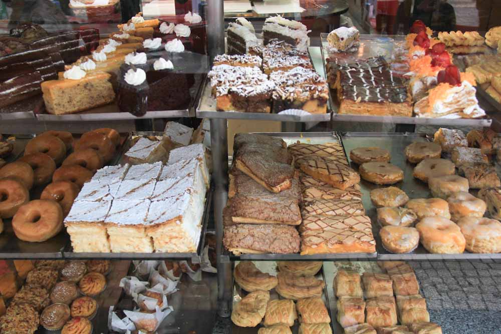 Ross Roams Day 191 Portugal Pastry Review