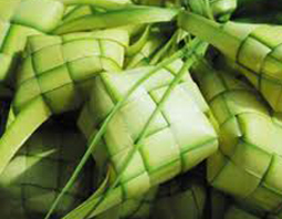 Ketupat Bahan baku kerajinan anyaman