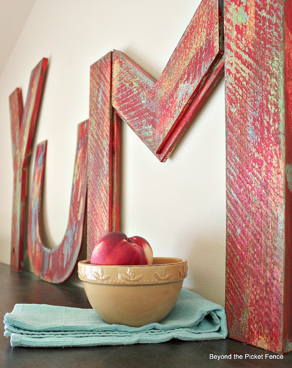 YUM how to make vintage inspired letters http://bec4-beyondthepicketfence.blogspot.com/2014/08/yum-how-to-make-vintage-inspired-letters.html
