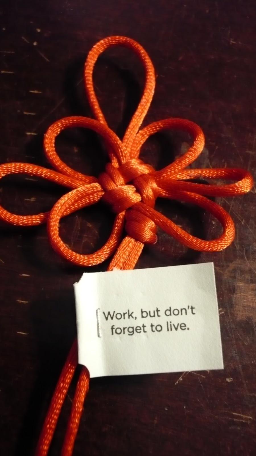 MerCurry How to make a Good Luck Knot