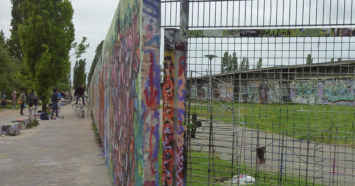 A Judgment Call Berliner Mauer Berlin Wall The 25th Anniversary