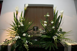 Arrangement floral pour urne (sympathie)