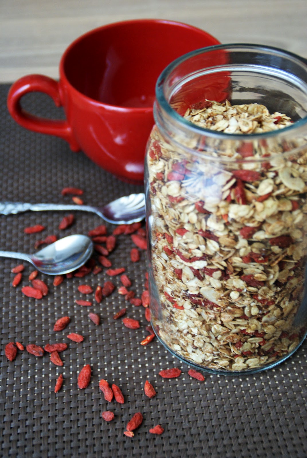 Totally Veg! Goji Beeren Müsli