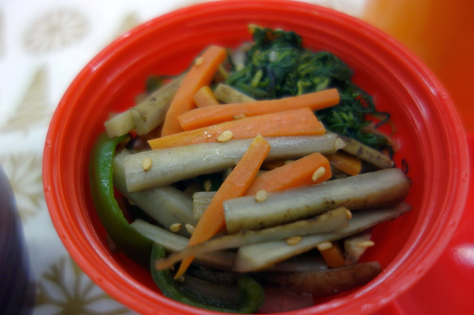 むつみごはん お弁当研究 冬のランチにぴったりなフードコンテナと一緒に使いたい小物をご紹介します