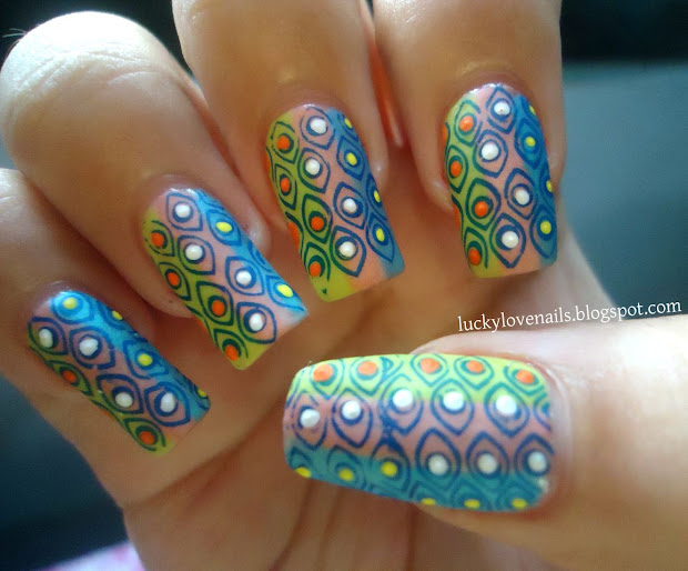 luckylovenails -called-peacock